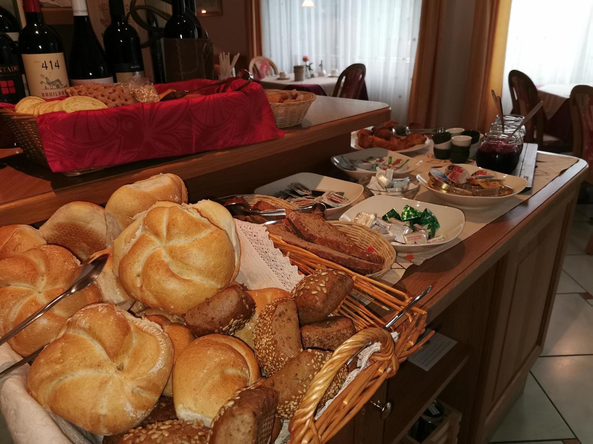 Hotel Akelei Μπρούνικο Εξωτερικό φωτογραφία
